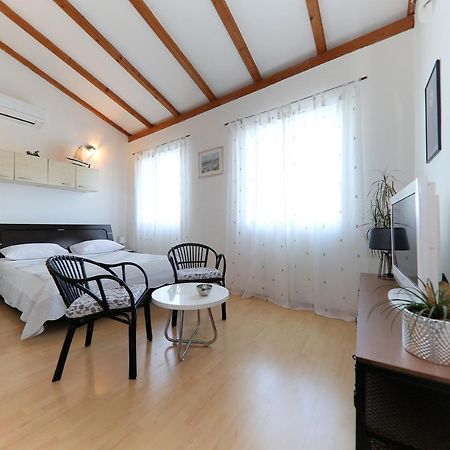 Puntamika Studio Zadar Buitenkant foto