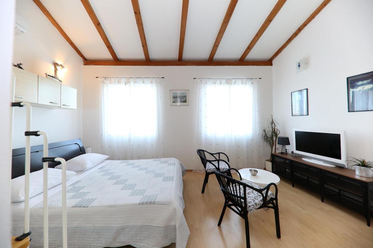 Puntamika Studio Zadar Buitenkant foto