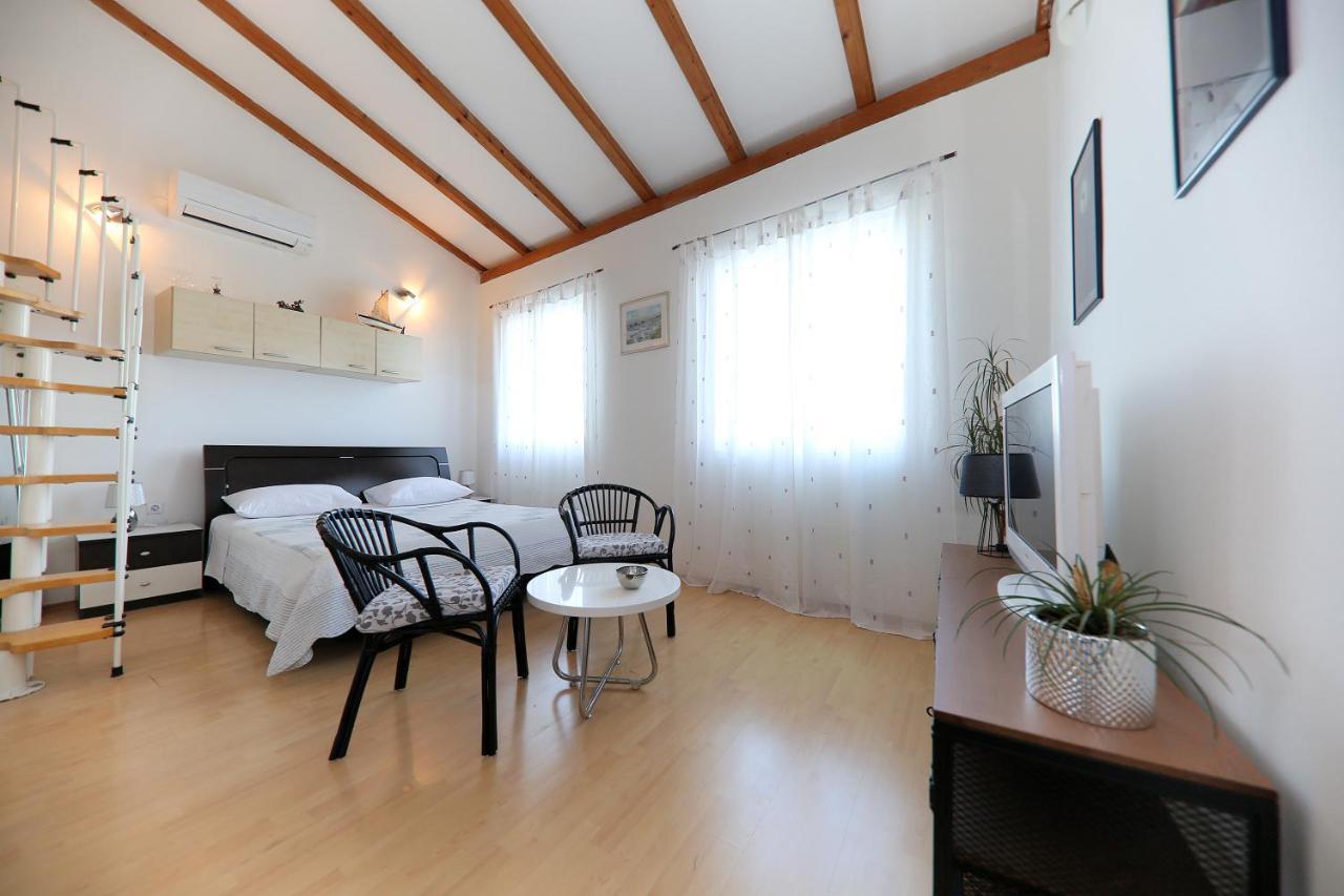 Puntamika Studio Zadar Buitenkant foto